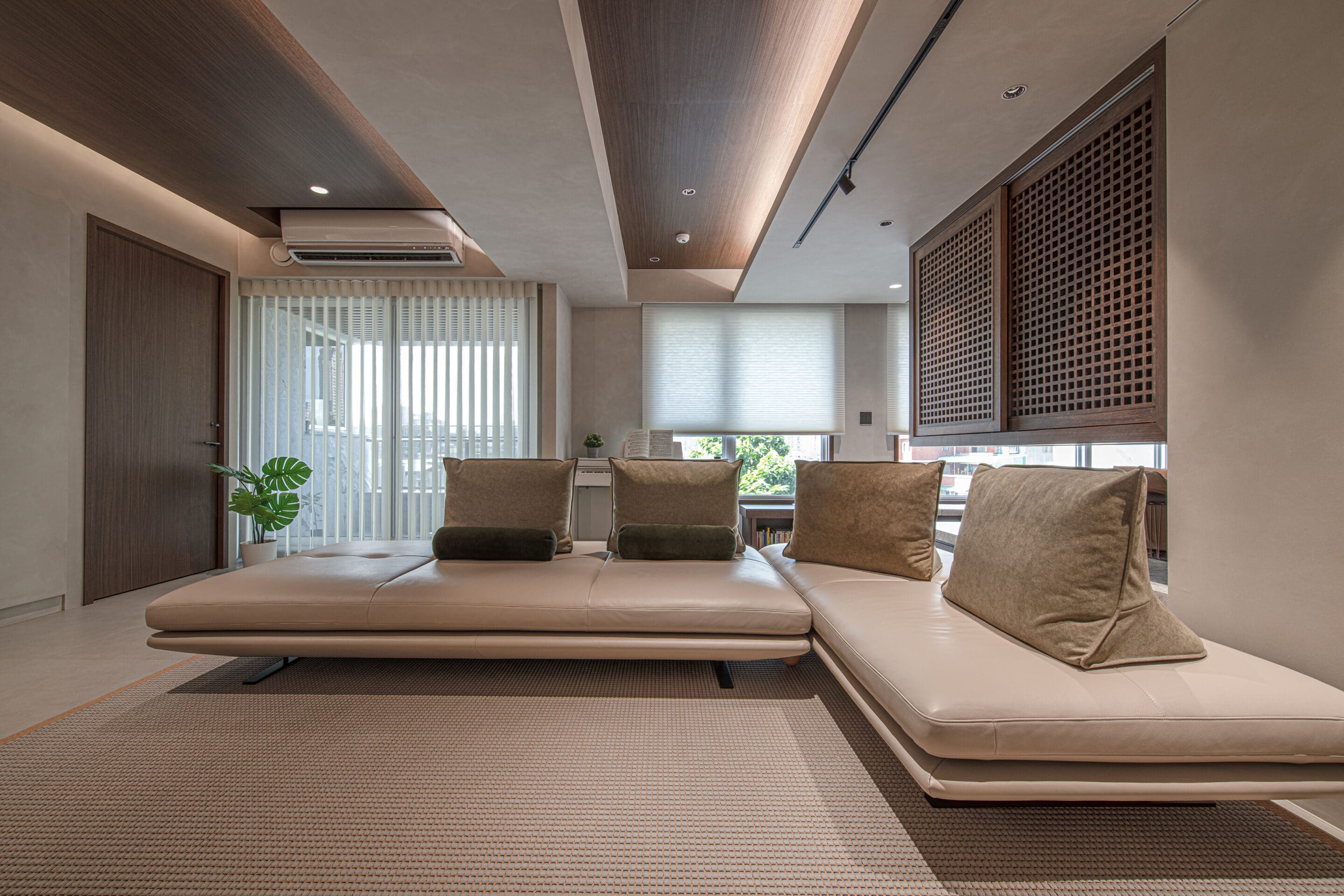 Norman Smart Drape Living Room scaled 1